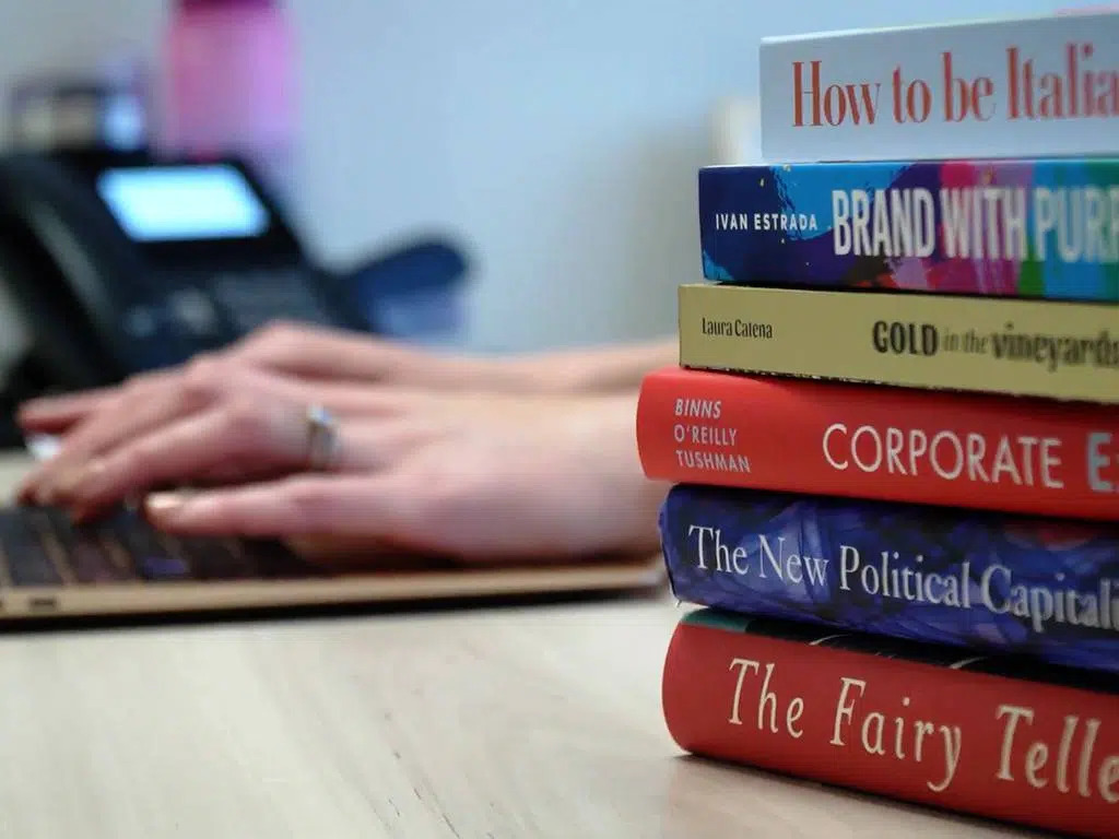 Cover image for Gamifying the Reading Experience for Enhanced Engagement