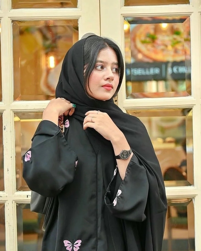 Cover image for Call Girls In East of Kailash ₰ 97110 14705 ₰ Delhi Escorts Service