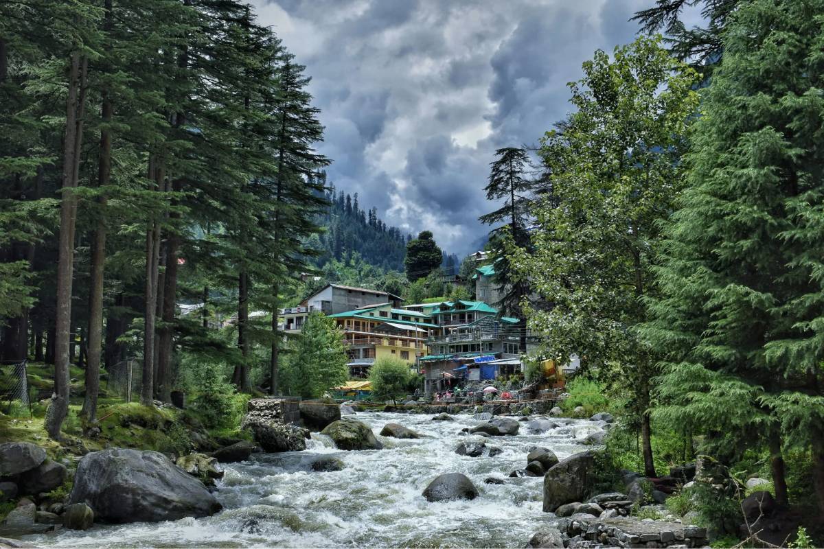 Cover image for How AI Helps You Plan the Perfect Shimla Tour Package from Delhi in Minutes