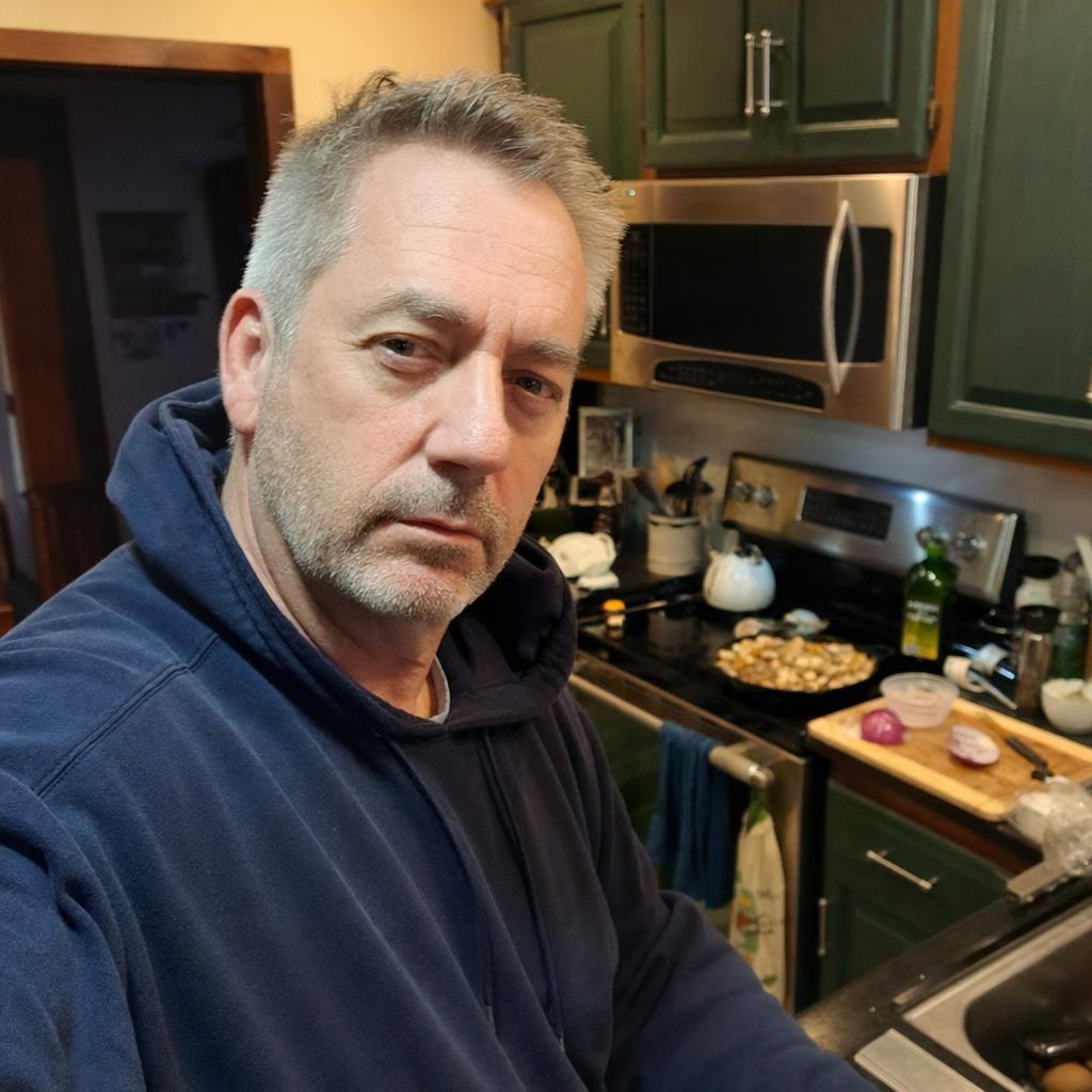 elena_martinez_8728c7e1 profile